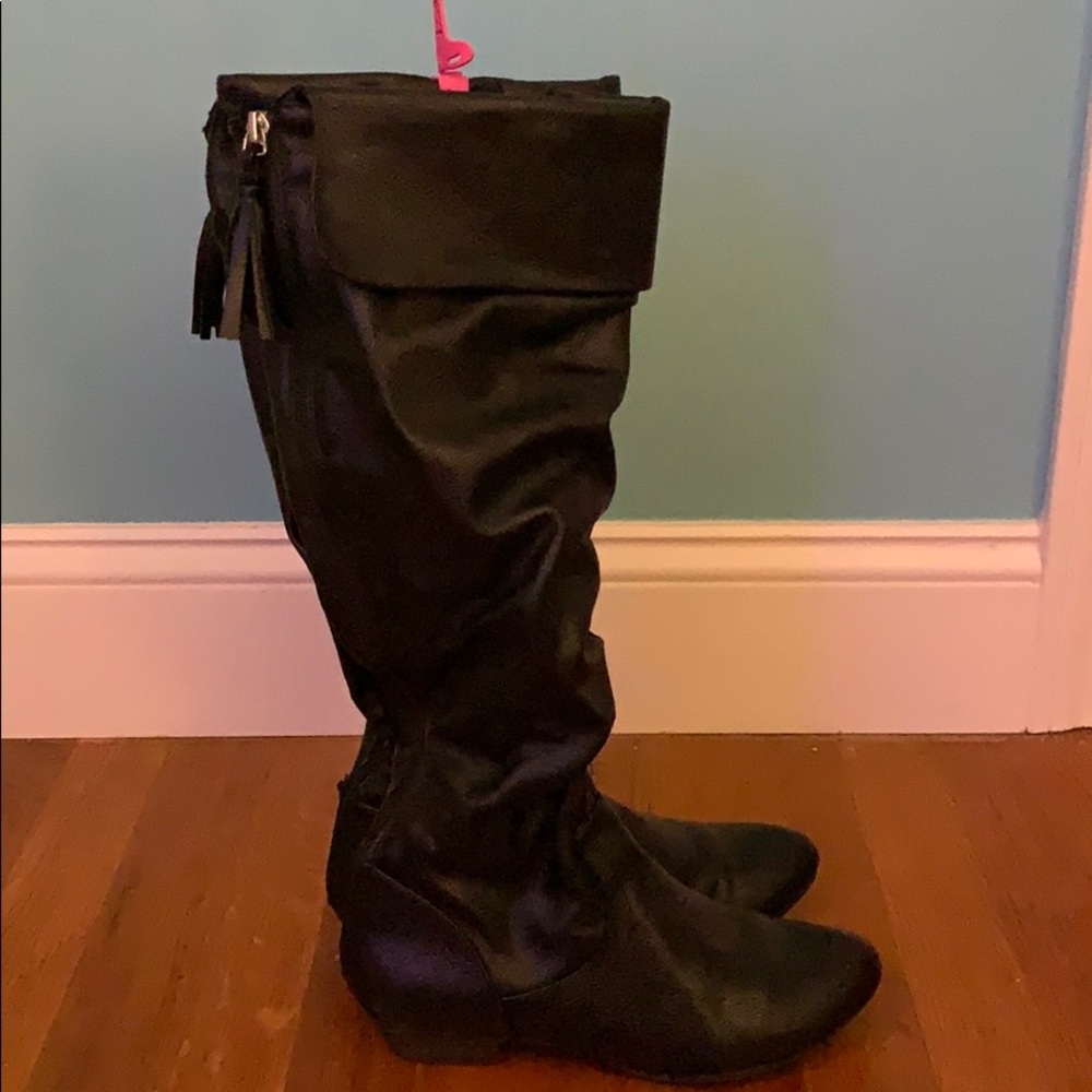 Black Boots